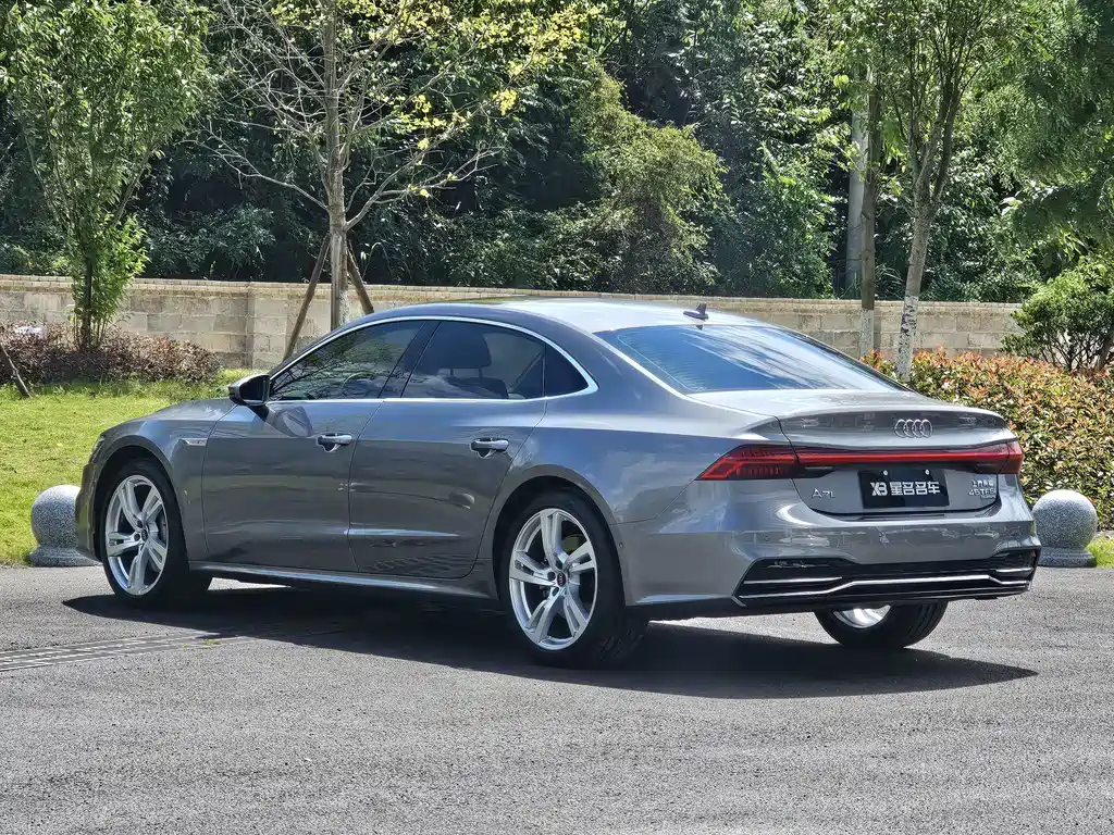 Audi A7L — миниатюра 15