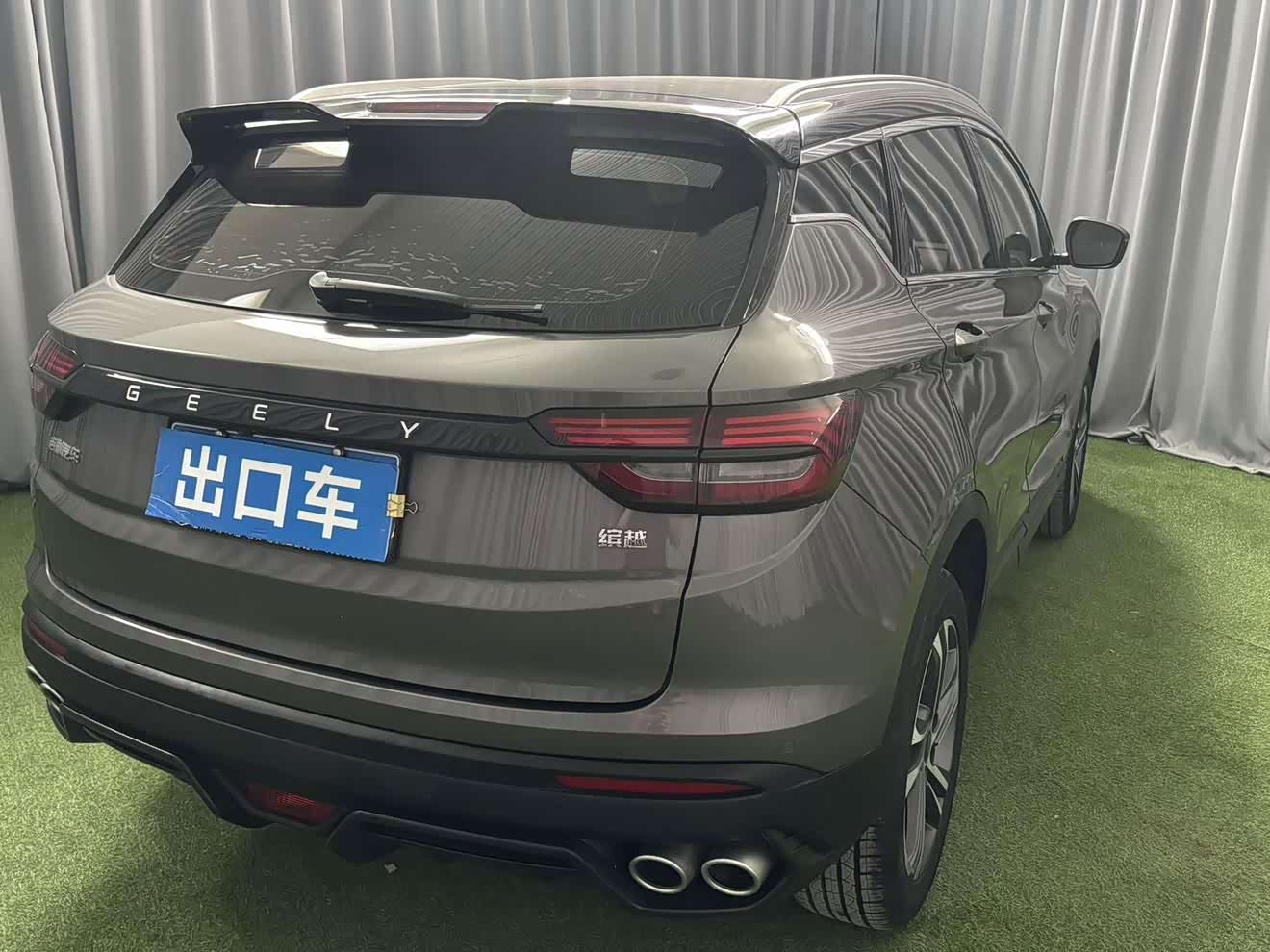 Geely Binyue 1.4 л 2022 г. Серебристо-серый, пробег 30000 км