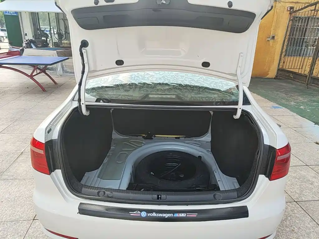 Volkswagen Lavida — миниатюра 19