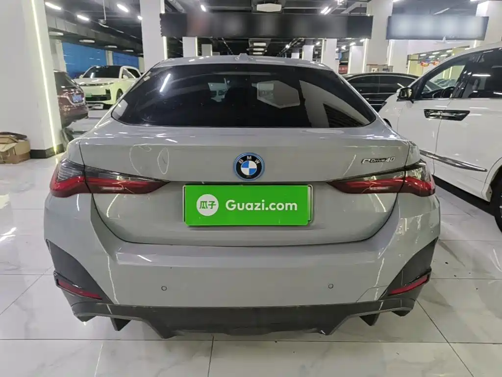 BMW i4 — миниатюра 6