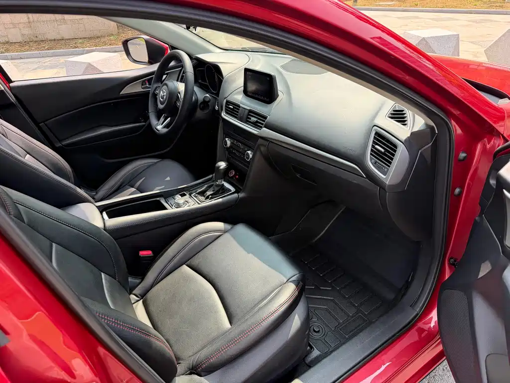 Mazda 3 Axela — миниатюра 11