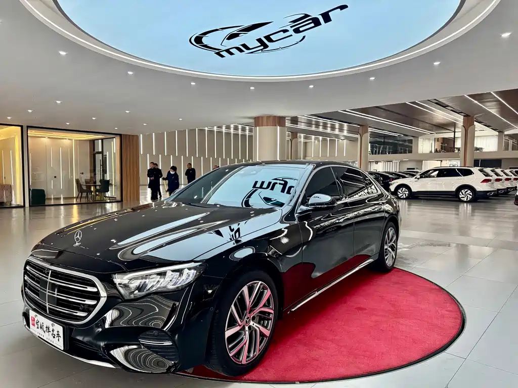 MERCEDES-BENZ E CLASS