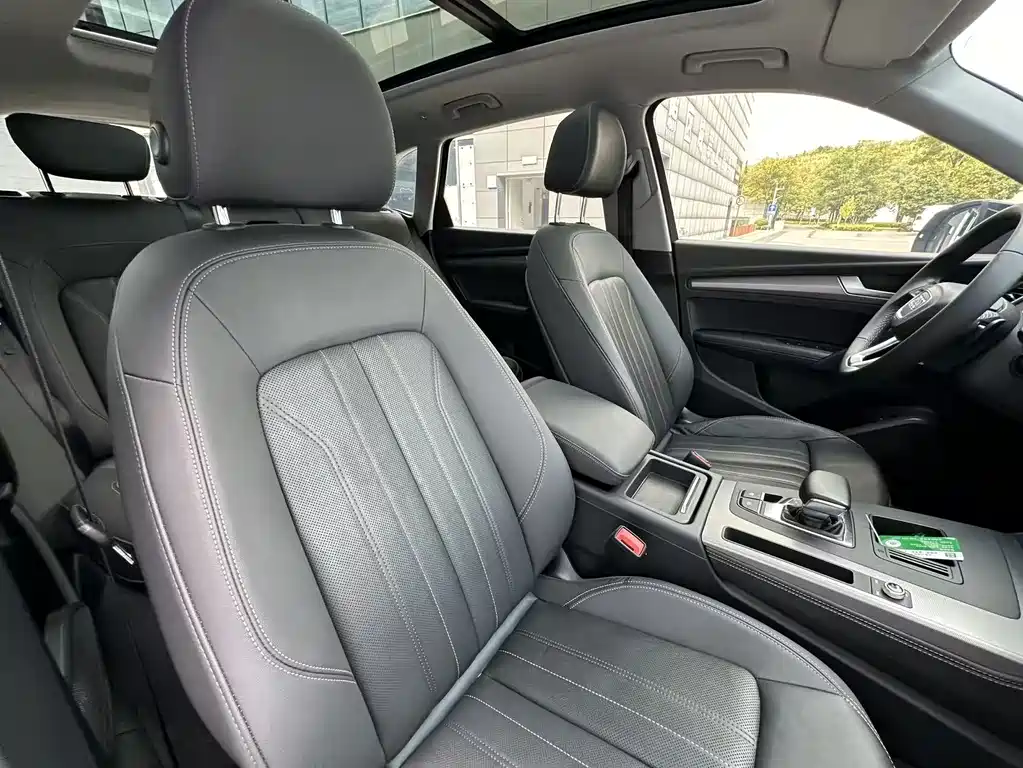 Audi Q5L — миниатюра 31