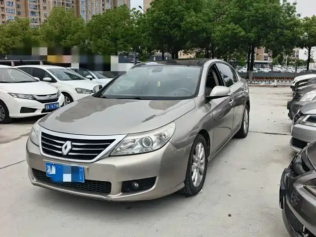 Renault Latitude