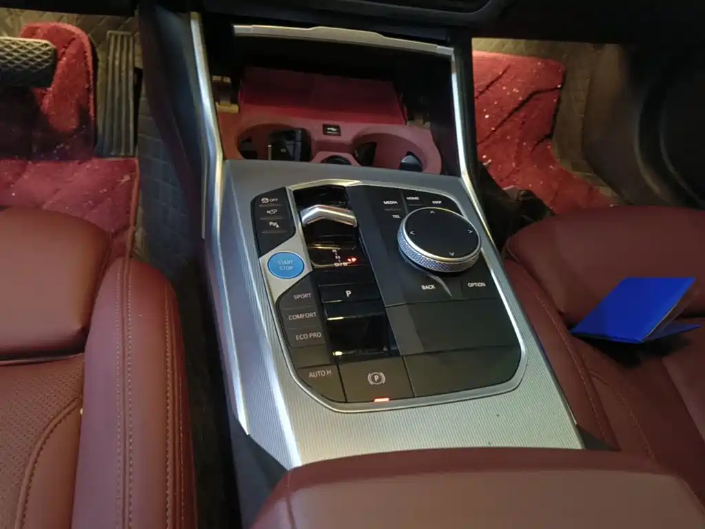 BMW i4 — миниатюра 14