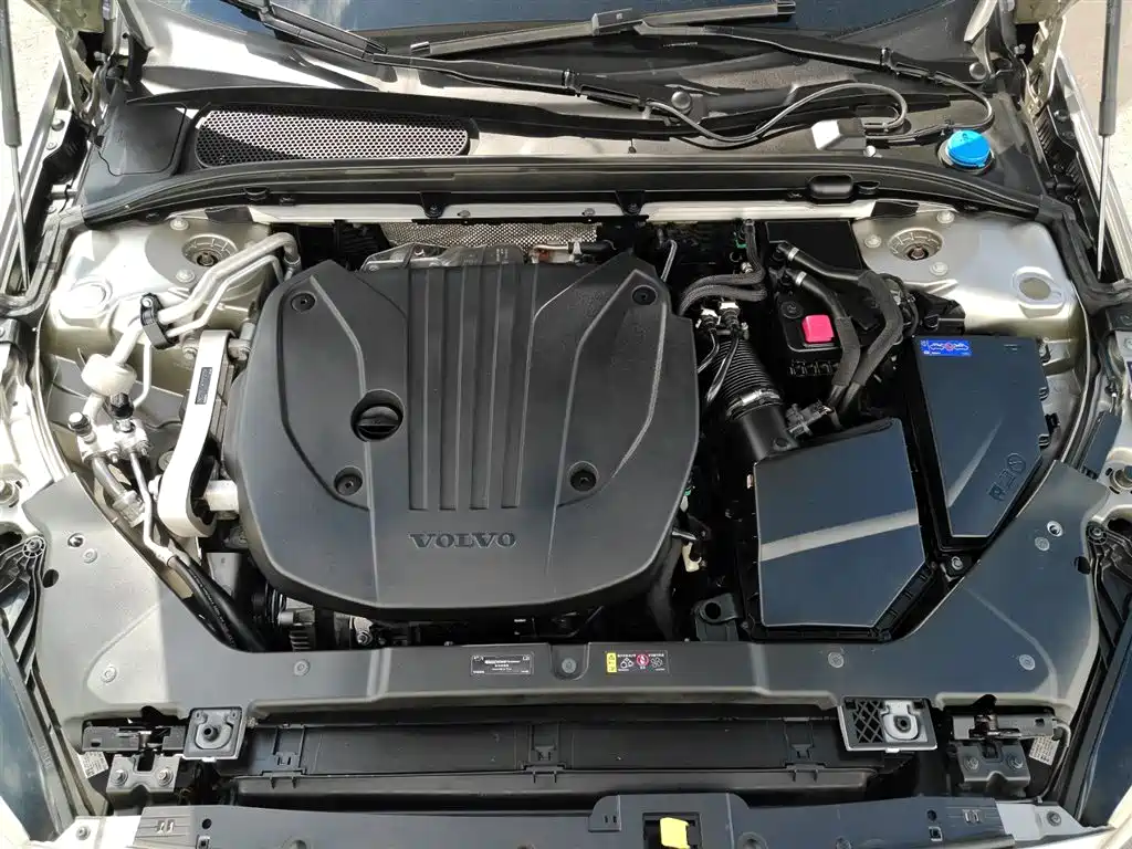 Volvo S60 — миниатюра 18