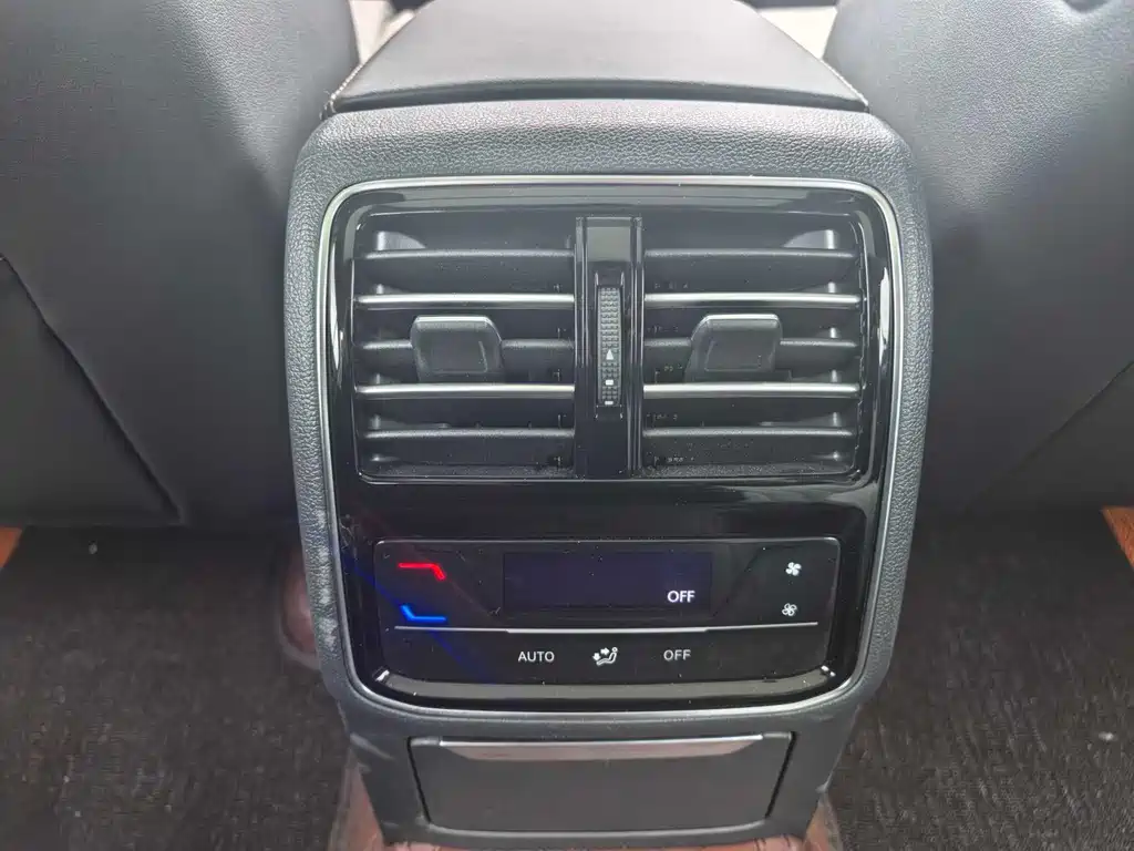 Volkswagen Magotan 2025 330TSI DSG Luxury