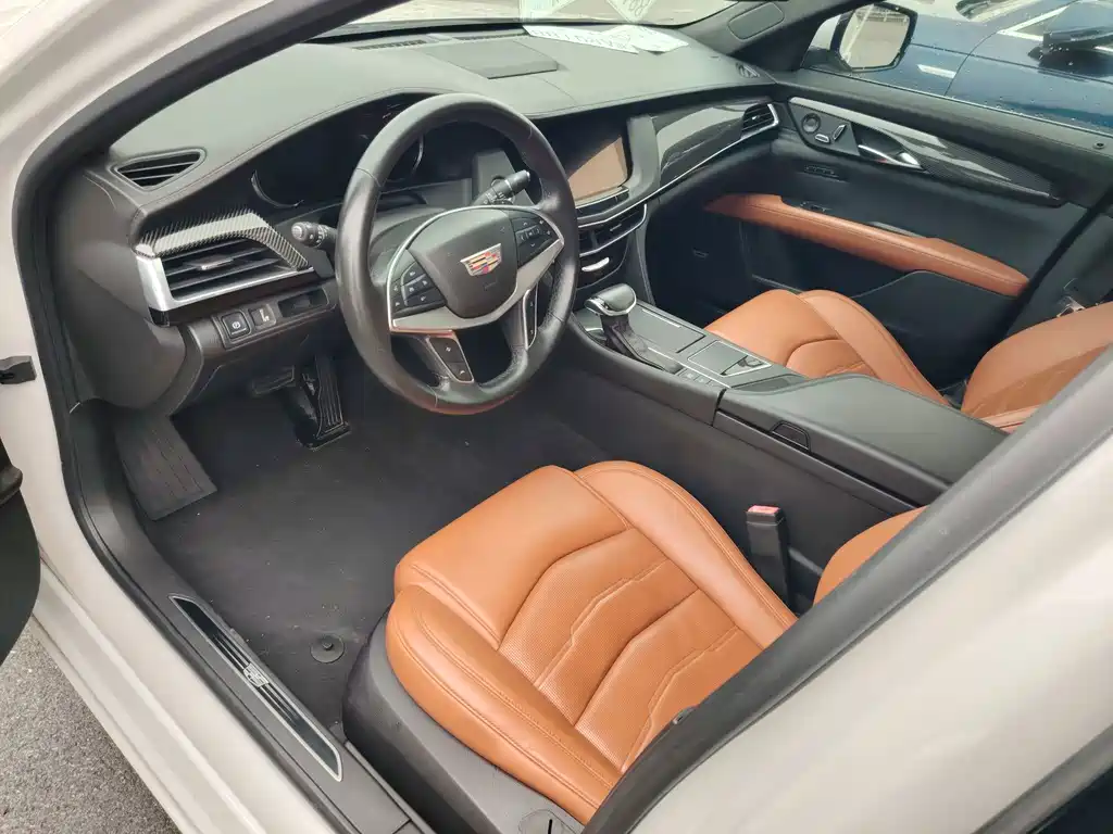 Cadillac CT6 — миниатюра 8
