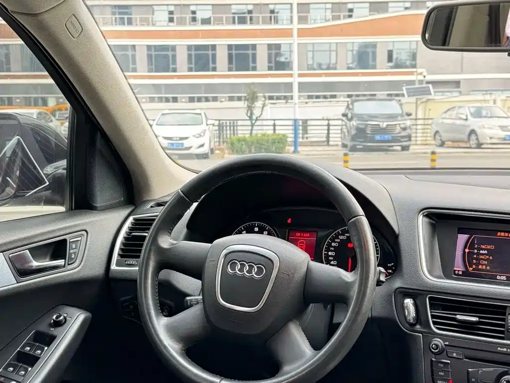 Audi Q5 — миниатюра 9