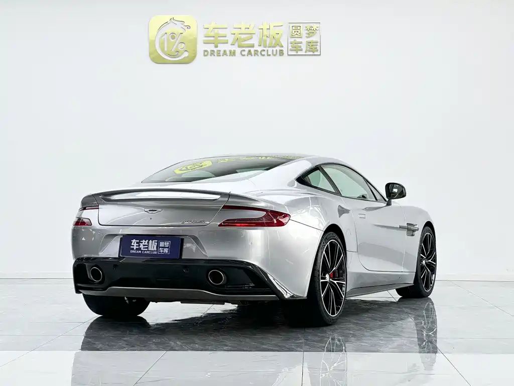 Aston Martin Vanquish — миниатюра 4