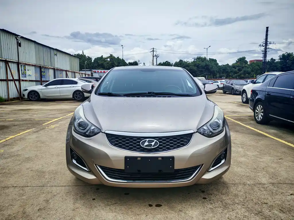Hyundai Elantra Langdong — миниатюра 2