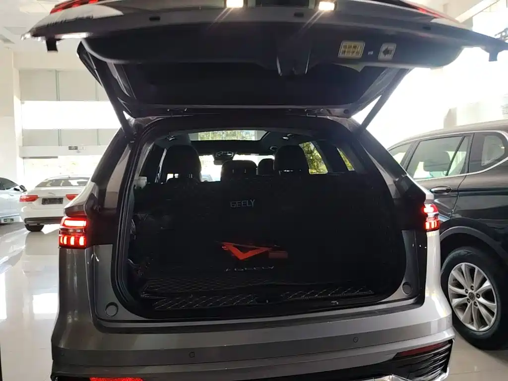 Geely Xingyue L — миниатюра 19