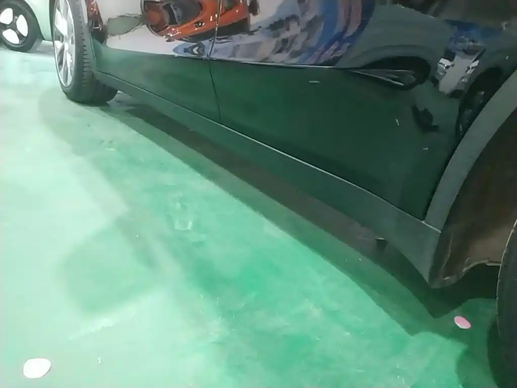 Tesla Model Y — миниатюра 22
