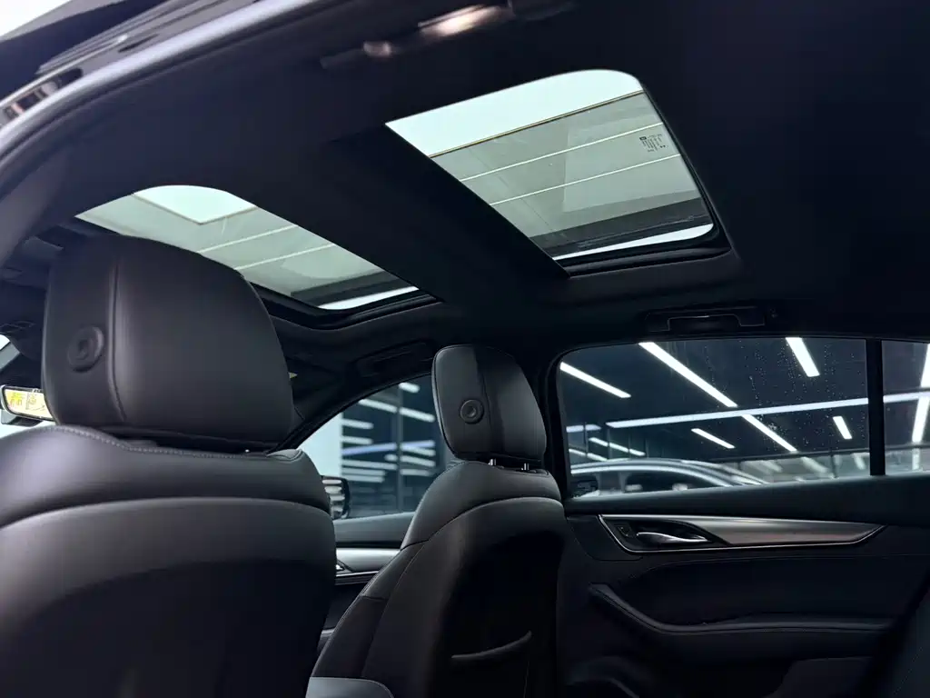 Cadillac CT5 — миниатюра 13