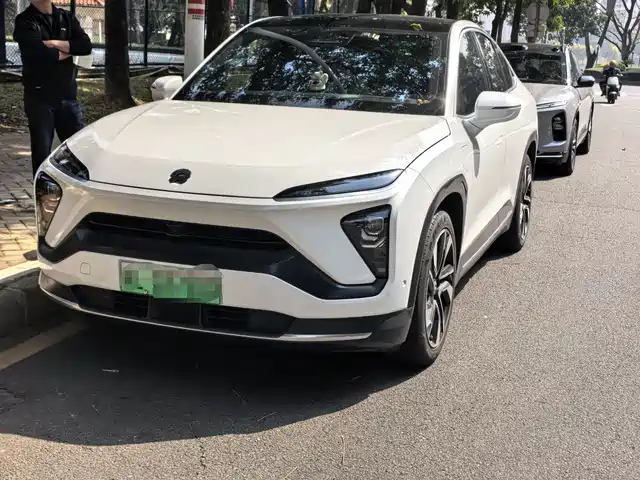 NIO NIO EC6 2021