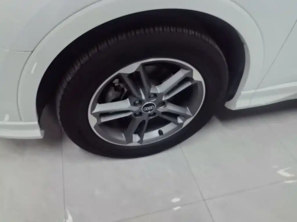 Audi Q3 — миниатюра 23