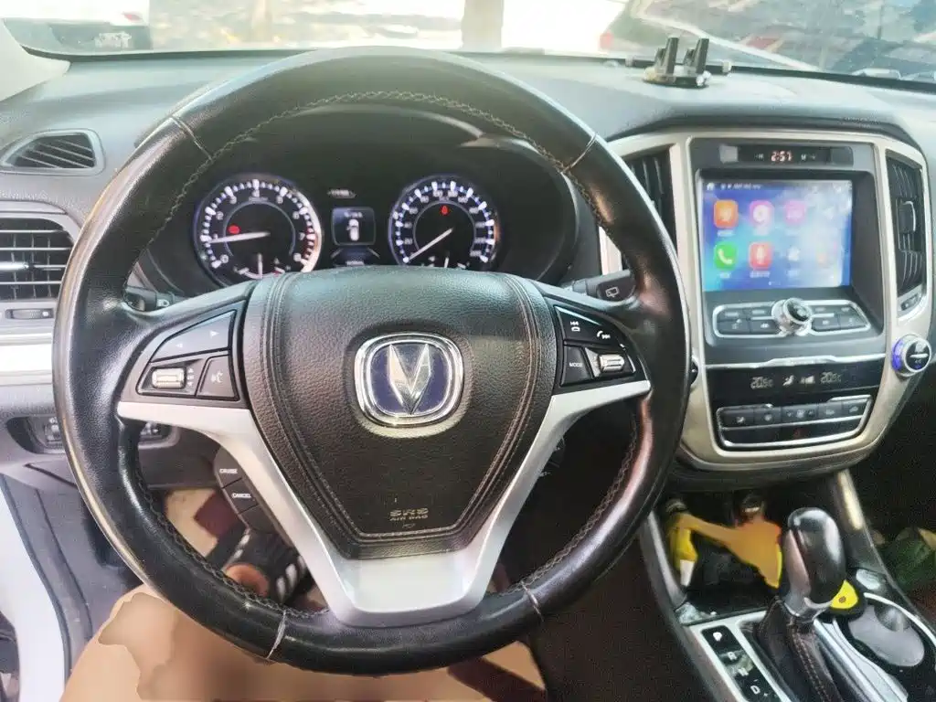 Changan CS95 — миниатюра 3
