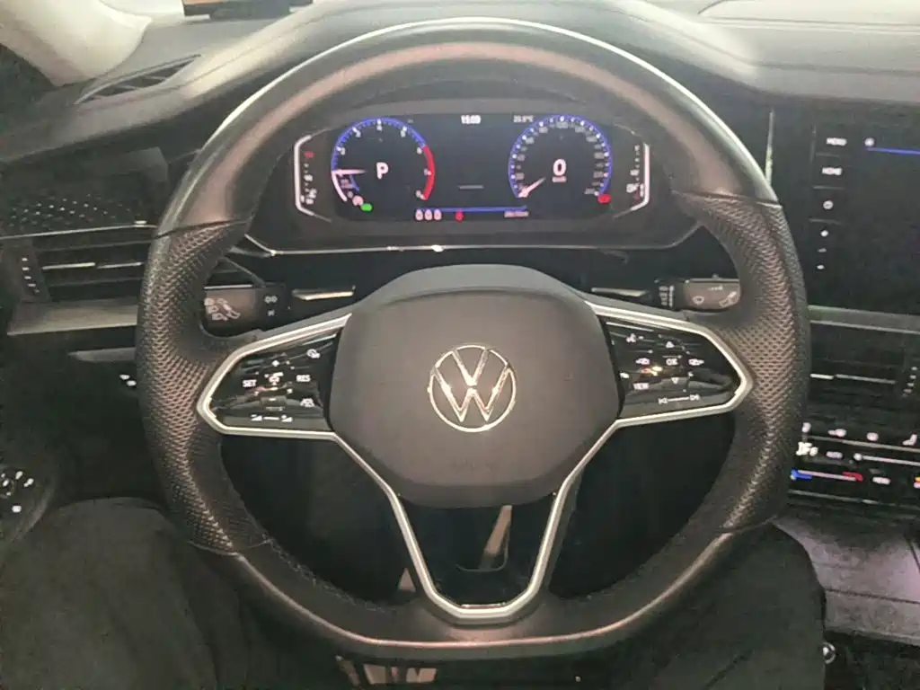 Volkswagen Passat — миниатюра 11