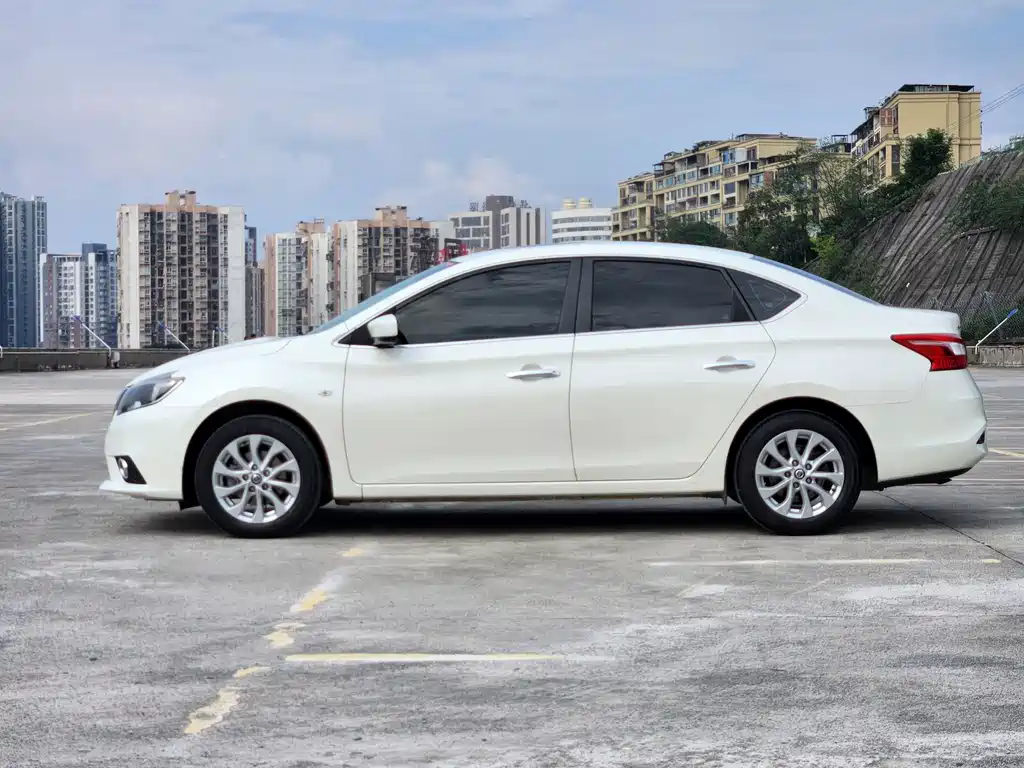 Nissan Sylphy — миниатюра 8