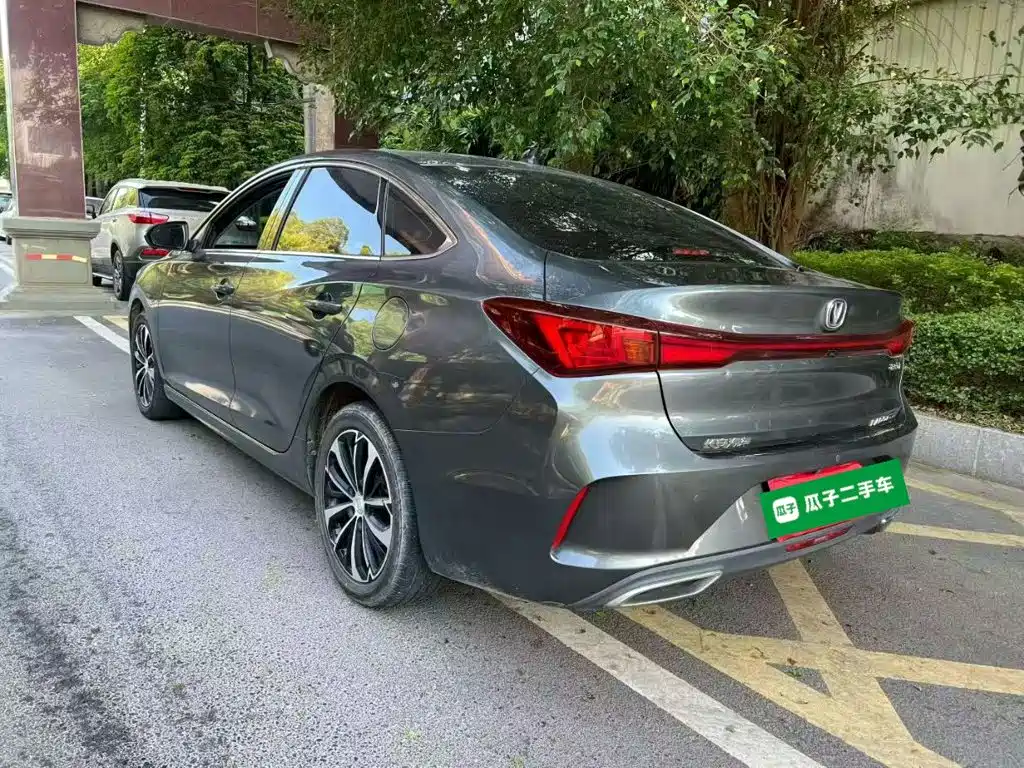 Changan Eado — миниатюра 5