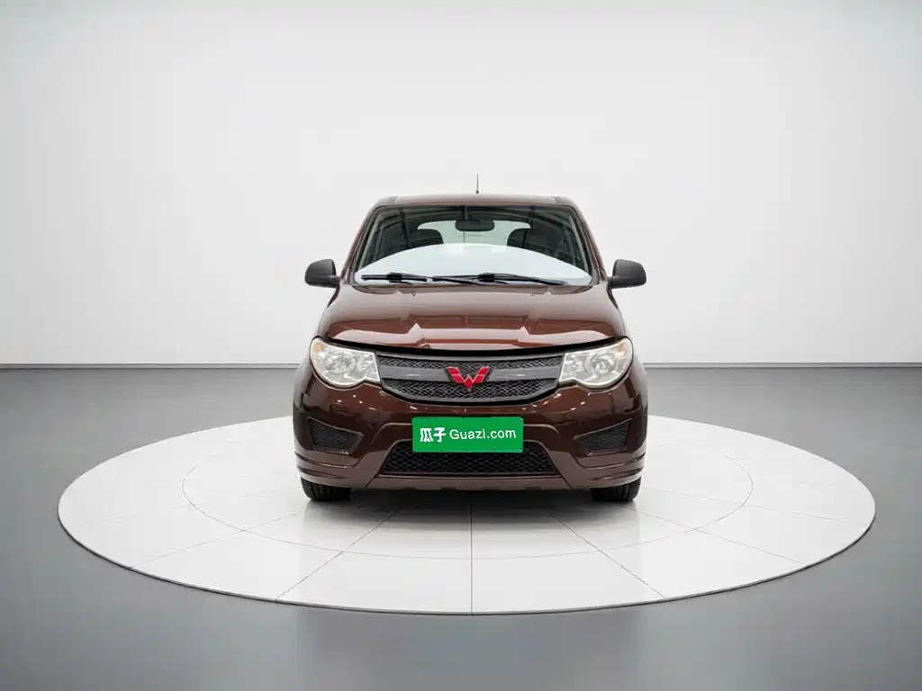 Wuling Hongguang — миниатюра 2