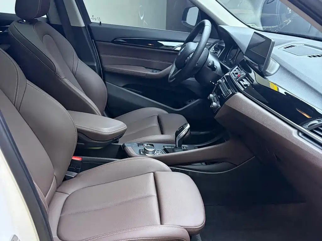 BMW X1 — миниатюра 12