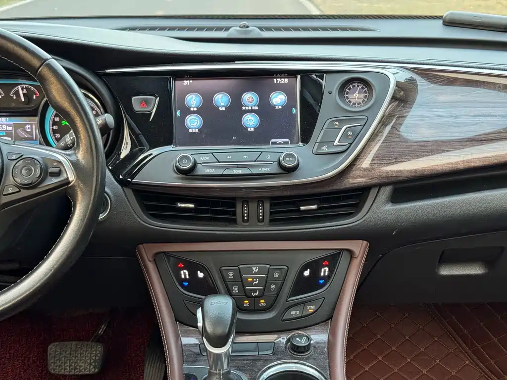 Buick Envision Plus — миниатюра 7