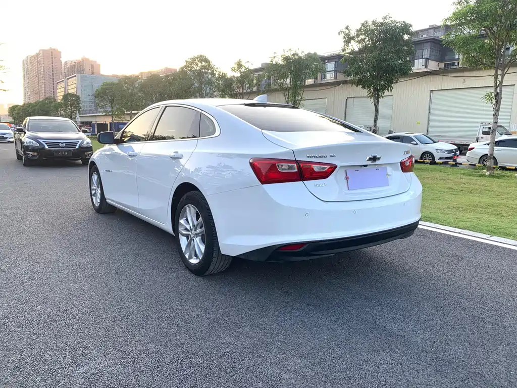 Chevrolet Malibu XL — миниатюра 4