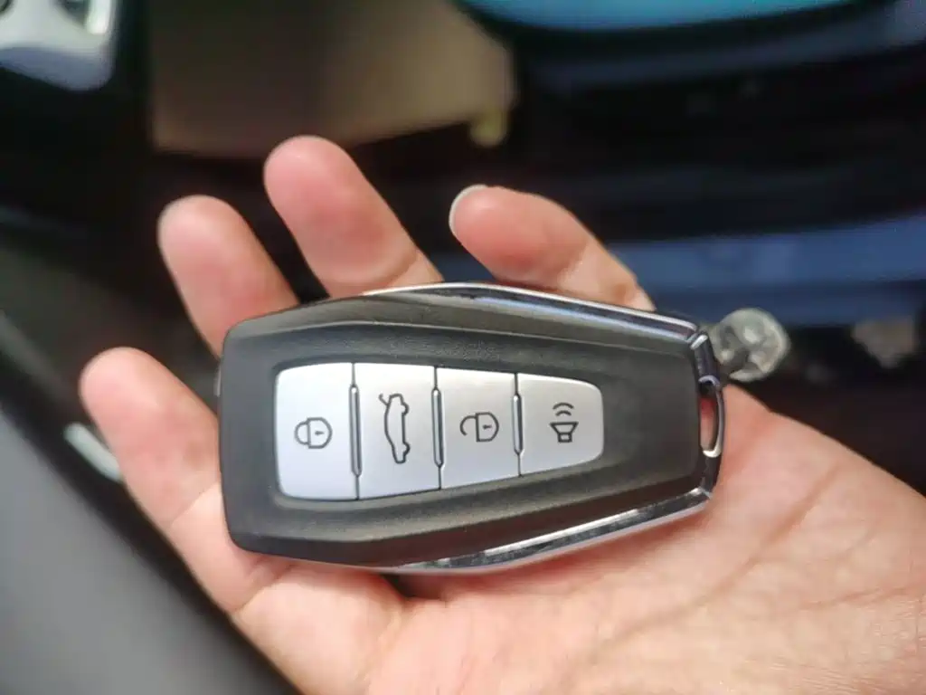 Geely Emgrand — миниатюра 9