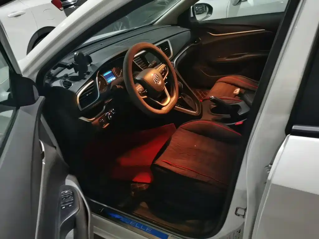 Buick Excelle — миниатюра 12