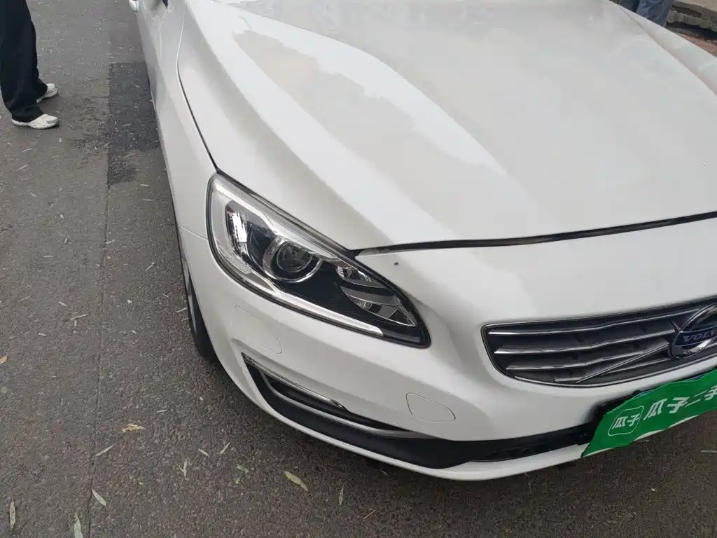 Volvo S60 — миниатюра 7