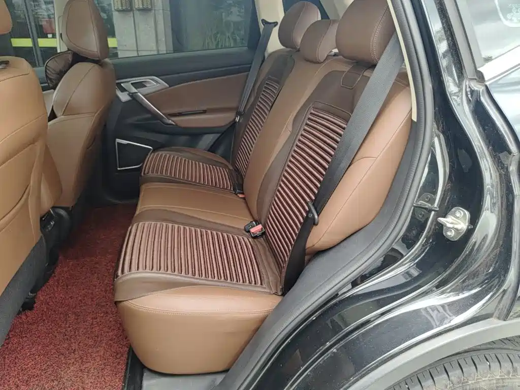 Geely Boyue — миниатюра 13