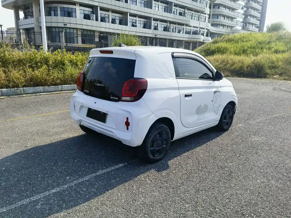 Roewe Clever — миниатюра 6