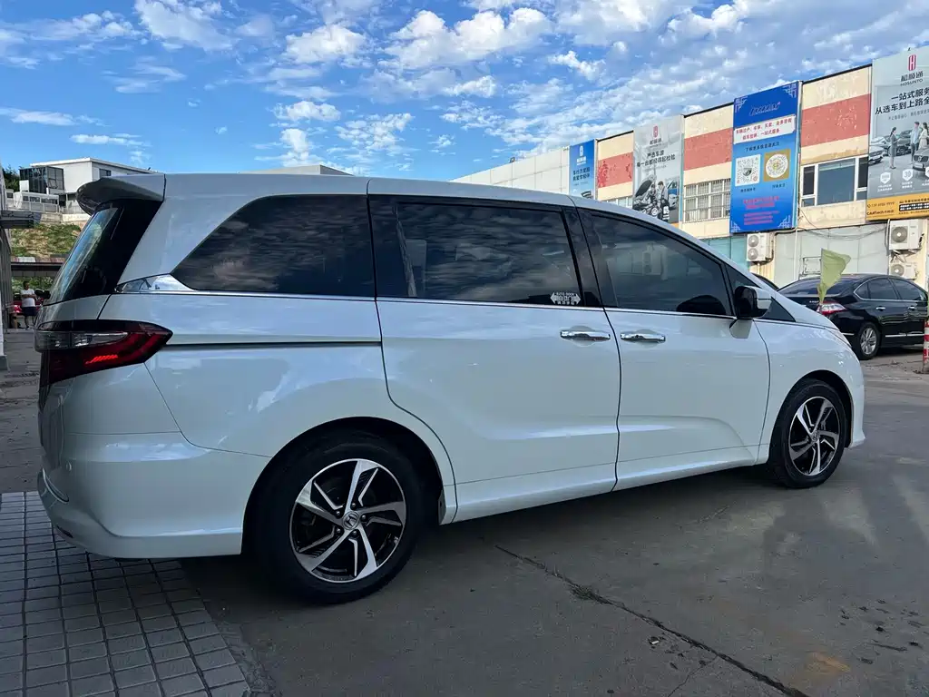 Honda Odyssey — миниатюра 17