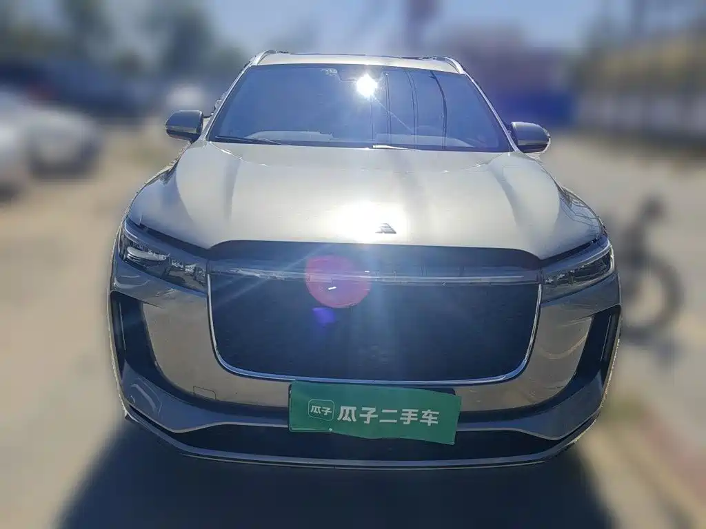 Li Auto Li ONE — миниатюра 2