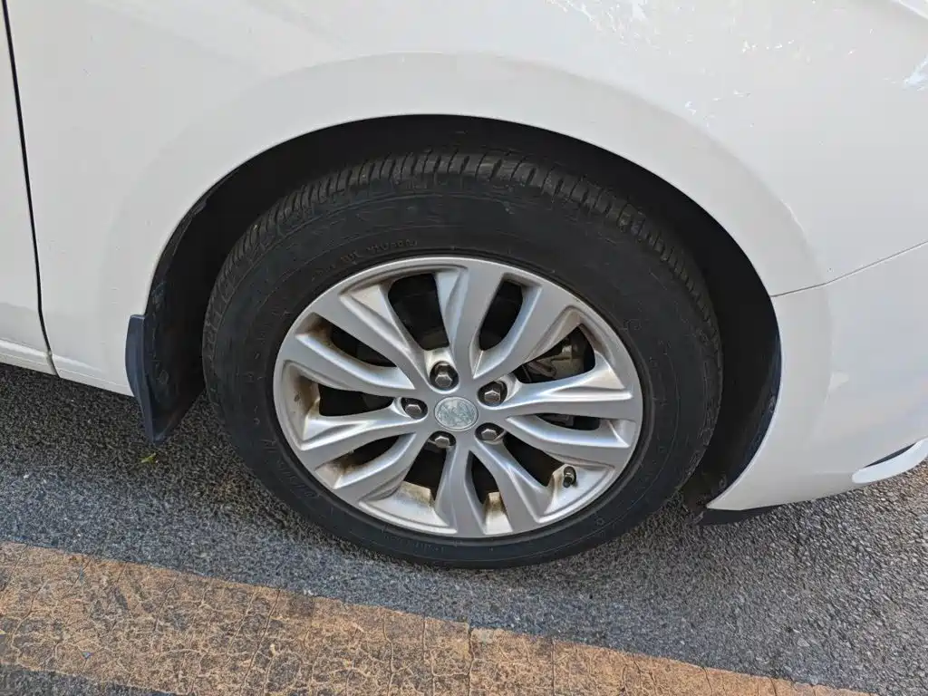 Buick Excelle — миниатюра 24
