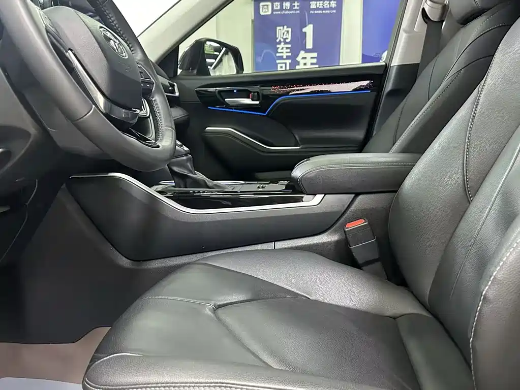 Toyota Highlander — миниатюра 7