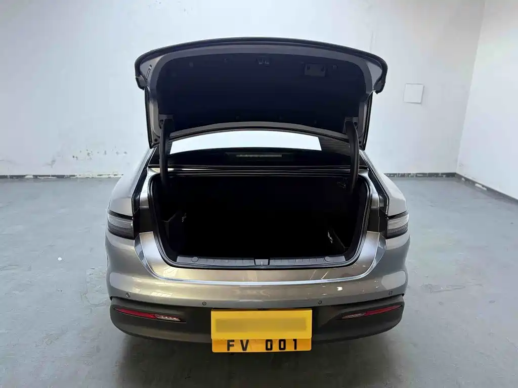 BYD Seal 05 DM-i — миниатюра 19