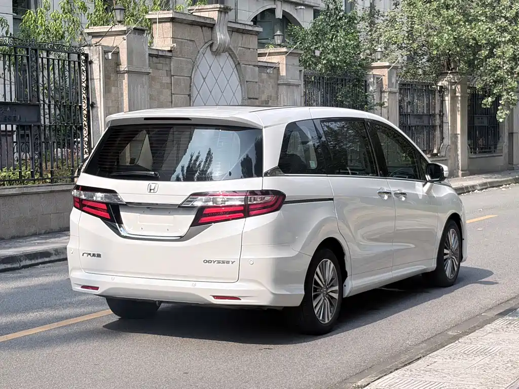 Honda Odyssey — миниатюра 6