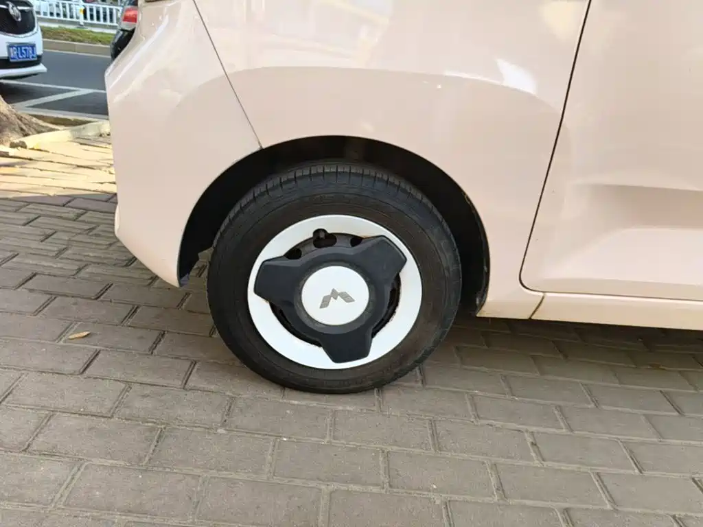 Wuling MINIEV — миниатюра 23