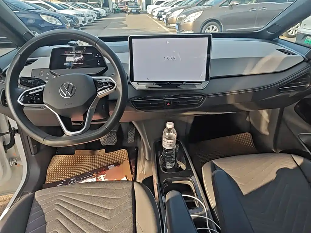 Volkswagen ID.3 — миниатюра 10