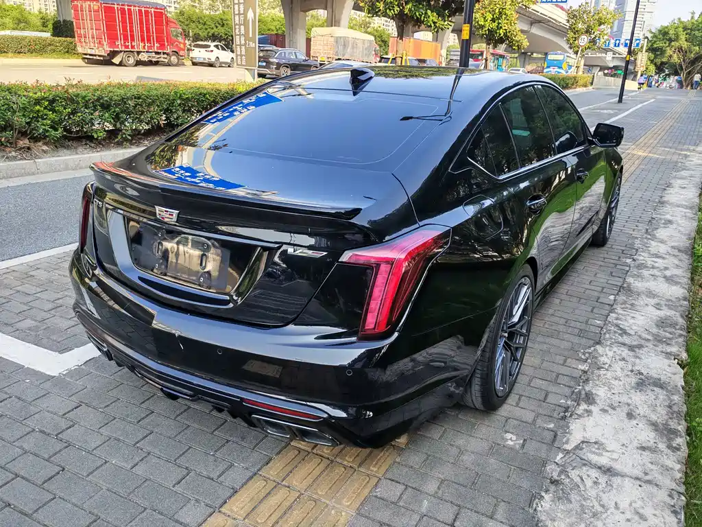 Cadillac CT5 — миниатюра 9