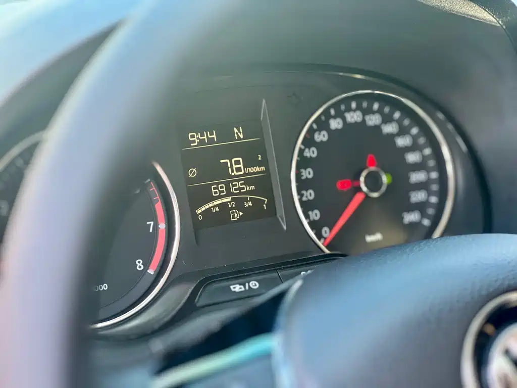 Volkswagen Polo — миниатюра 9