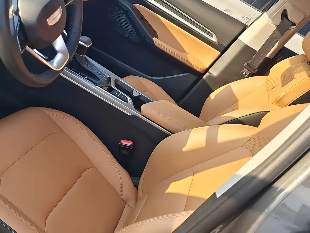 Geely Emgrand — миниатюра 6