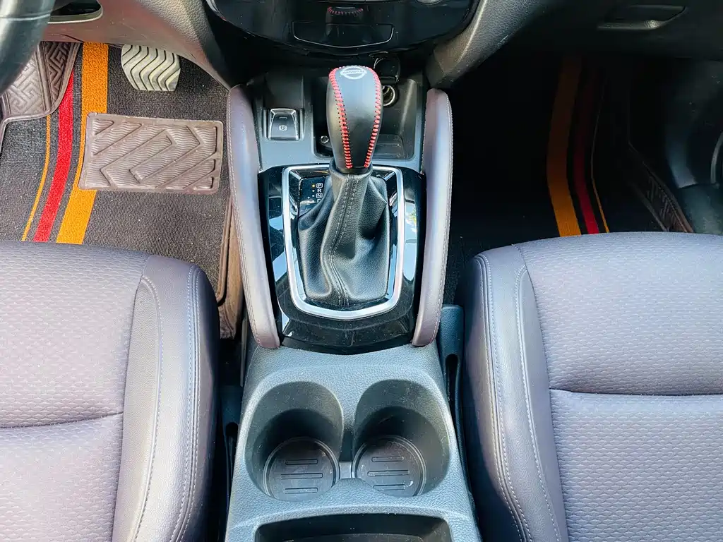 Nissan Qashqai — миниатюра 19