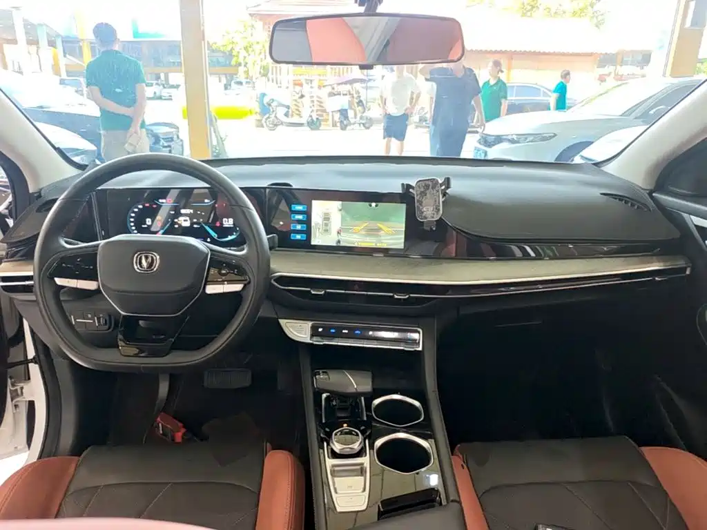 Changan Eado — миниатюра 10