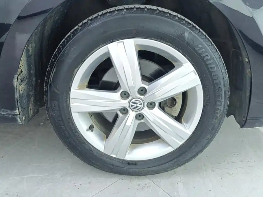 Volkswagen Lavida 1.6L Auto Elegant Edition, фото 6