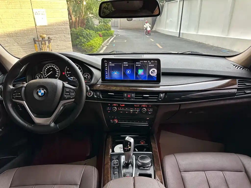 BMW X5 (Import) — миниатюра 14