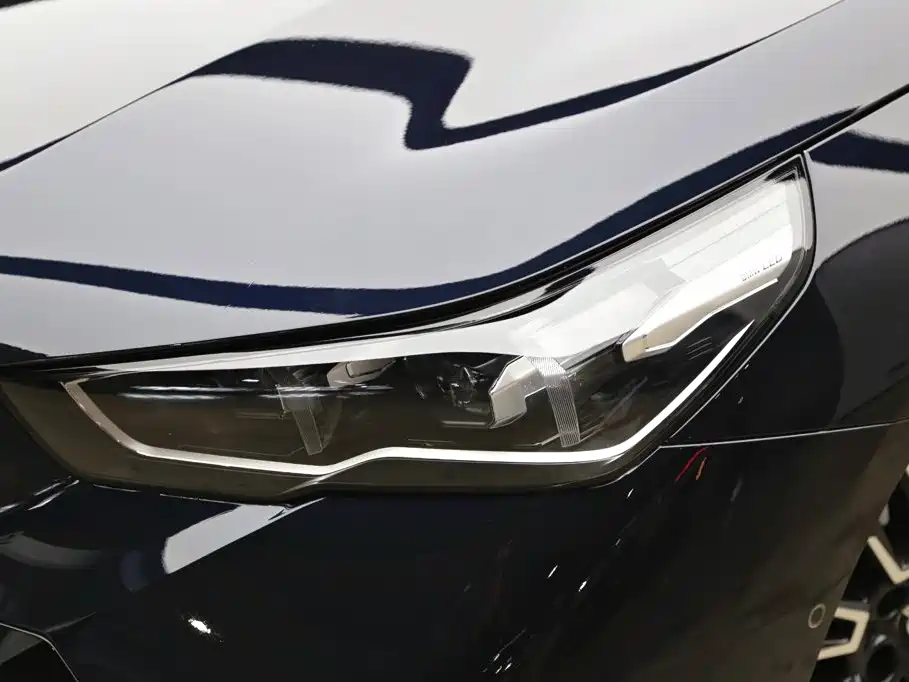 BMW 5 Series — миниатюра 25