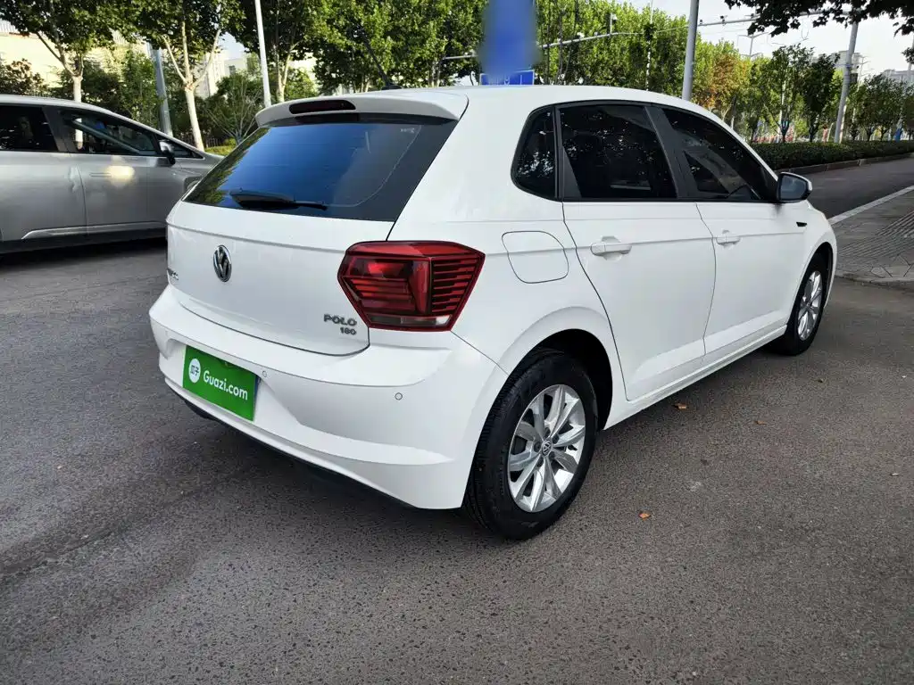 Volkswagen Polo — миниатюра 7